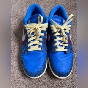 UNDEFEATED X DUNK LOW SP '5 ON IT'